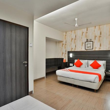 Oyo 17332 Hotel Nana'S Daman Dış mekan fotoğraf